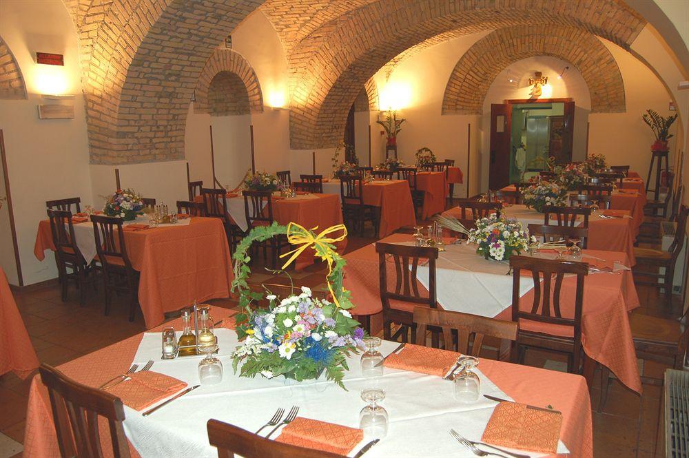 מלון רומא Domus Carmelitana מראה חיצוני תמונה