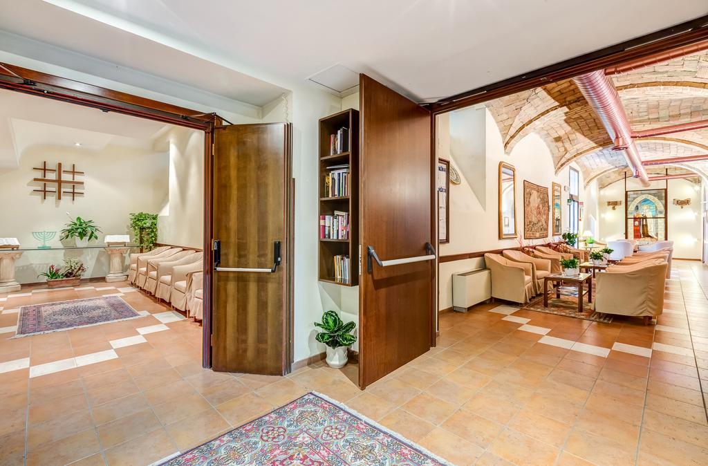 מלון רומא Domus Carmelitana מראה חיצוני תמונה