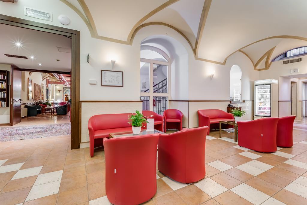 מלון רומא Domus Carmelitana מראה חיצוני תמונה